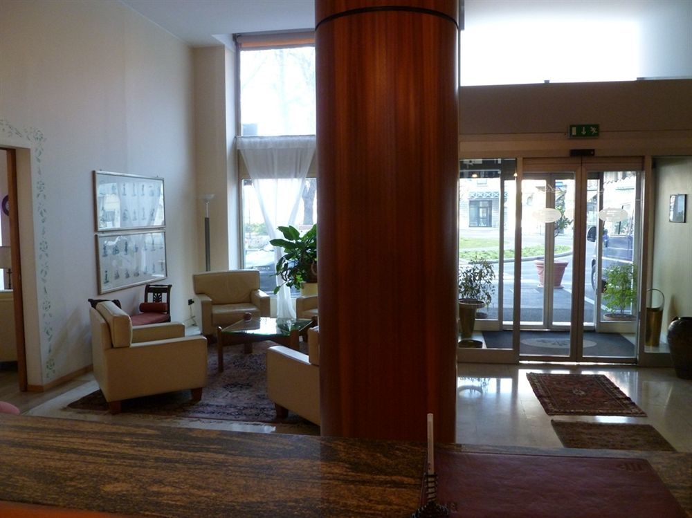 Hotel Astoria Gallarate Zewnętrze zdjęcie