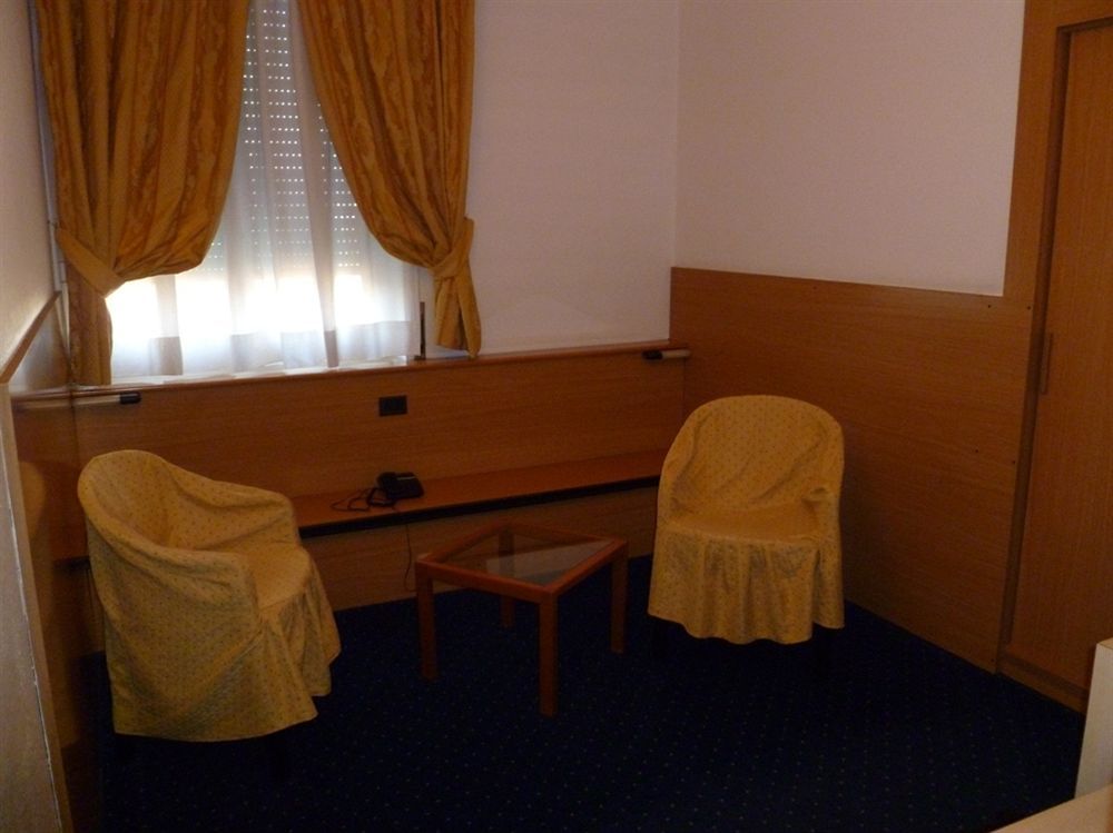 Hotel Astoria Gallarate Zewnętrze zdjęcie