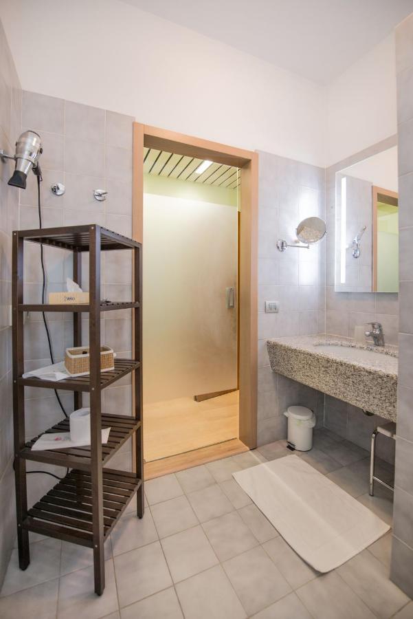 Hotel Astoria Gallarate Zewnętrze zdjęcie